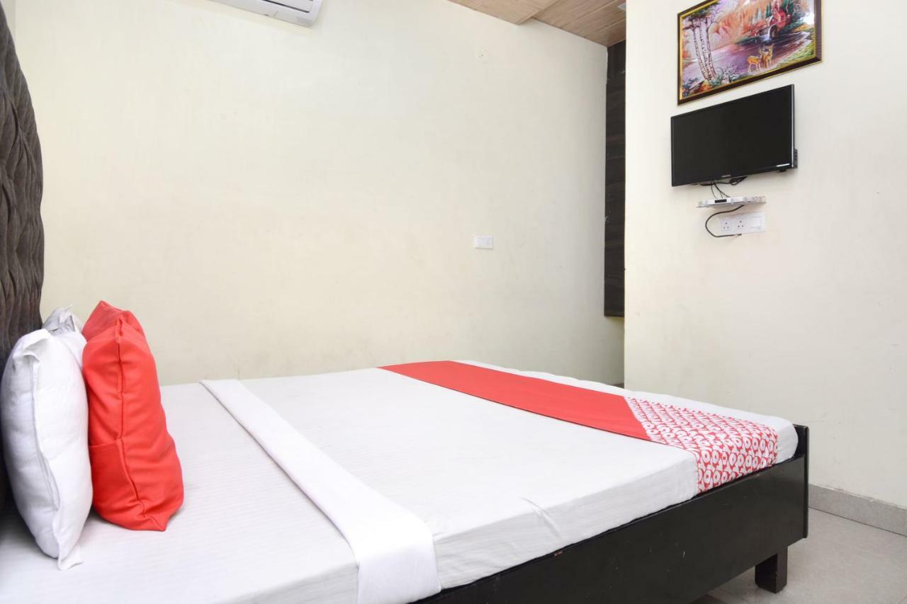 ג'לנדהר Oyo 29409 Hotel Best Sleep Inn מראה חיצוני תמונה